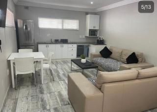 Guest house on Gillian Unit 7 - Ballito - 9