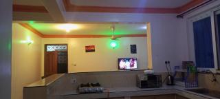 Lovely and spacious apartment with swimming pool - 1