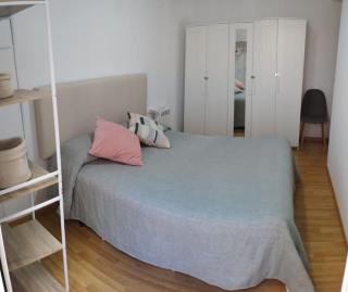 Moderno y Confortable Apartamento en Güejar Sierra, con Aparcamiento, Terraza, WI-FI - Güéjar-Sierra - 4