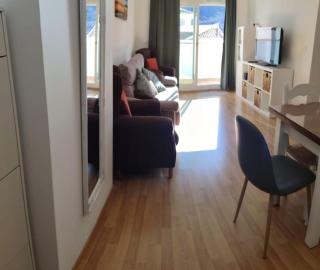 Moderno y Confortable Apartamento en Güejar Sierra, con Aparcamiento, Terraza, WI-FI - Güéjar-Sierra - 8