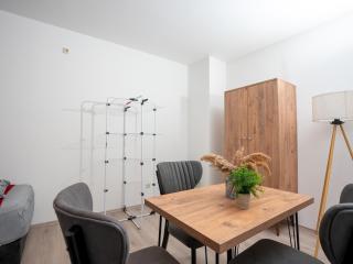 Livemore24 - Apartment 3 in Duisburg WLAN - Smart-TV - 24-7 Check-in und Küche - 9