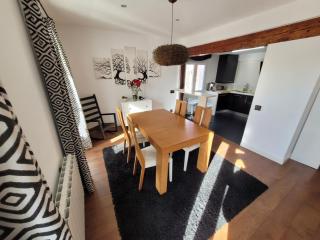 Piso muy amplio y céntrico con vistas a la bahia - 3