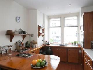 Pass the Keys - Mediterranean Garden Home - Londra - 1