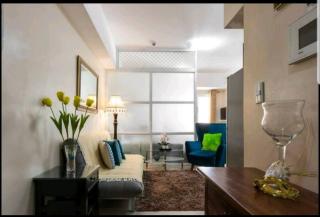Luxury Suite at McKinley Hill Taguig - Manila - 5