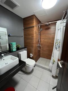 Bayview near PICC CCP starcity OKADA Airport MOA - Manila - 7