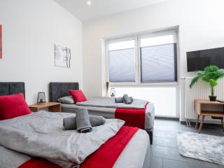 Serviceroom24 - Apartment 3 in Recklinghausen Hoch WLAN - Smart-TV - 24-7 Check-in und Küche - 7