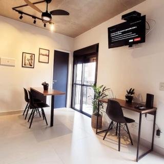 Studio novo otima localização com academia - 1