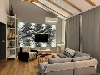 Barbie's House - - 0