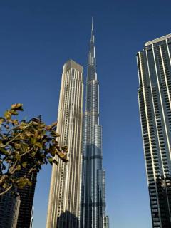 Burj Crown - Luxury Apartment Near Burj Khalifa - 1