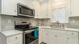 Walk To Good Harbor OCEAN VIEWS Open All Year - 2