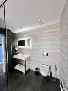 Maxi Room - Vlorë - 3