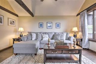 Private Guest House with Deck and Spectacular Views! - Uncasville - 6