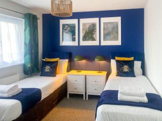 Phoenix House - 2 Double Bedroom House - Business and Corporate Travellers - Luton - 6