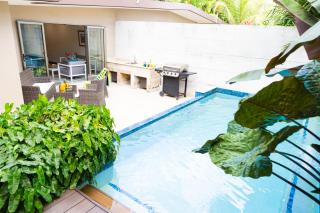 Garden Oasis 2 Villa With Private Pool - Four Roads - 7