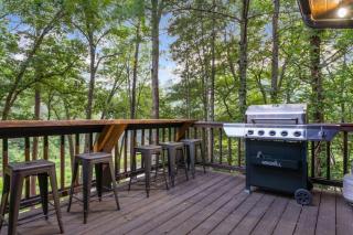 Movie Theater Waterfront HotTub Games 2Decks Views - Cherry Log - 3