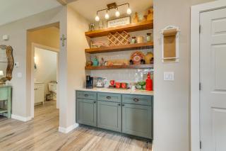 Country Home Near Fredericksburg Fire Pit and Grill - 2