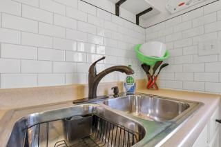 Housepitality - The Southern Orchards Cottage - 4