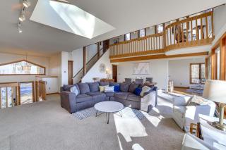 Private Beach and Deck Spacious Lake Michigan Home - 5