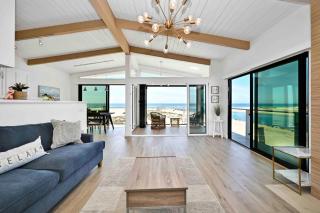Immaculate Home with 180 degree views of the Beach & Ocean - Newport Beach - 5