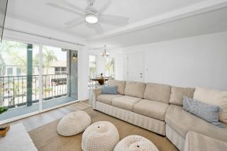 6 Bedroom Duplex near the Balboa Pier and Fun Zone with AC - Newport Beach - 1