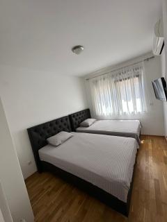 Apartman Irena - Rafailovici - 4