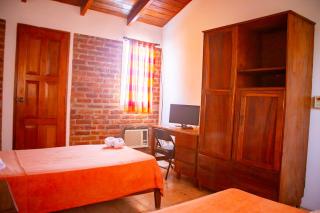 VÉLEZ Beach Hotel - 5