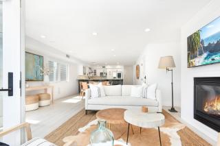 Luxury 3 Bedroom walk to Beach & Pier - Newport Beach - 3
