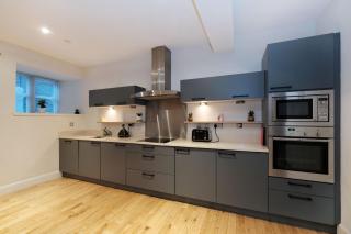 One of a kind Historic 3 bedroom apartment - Aberdeen - 5
