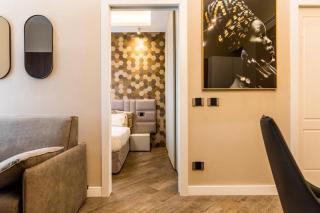 Dalì Duomo Golden House - Mailand - 1