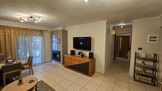 Pilea Comfy Home - 1