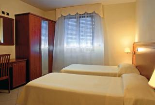 Hotel Jolly - 2