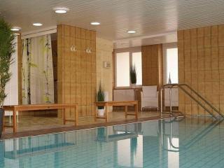 Holiday apartment surfers - 2