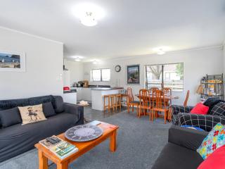Beach Life - Whangamata Holiday Home - Whangamata - 4