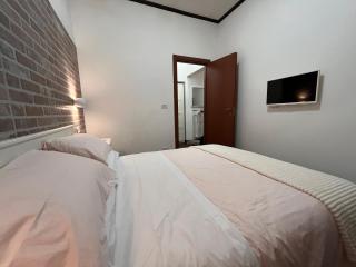 Casina Dacia - Rome - 6