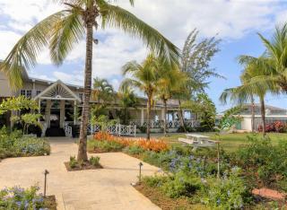 Sea Breeze Beach House All Inclusive by Ocean Hotels - Christ Church - 2