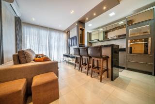 197 - Apto 03 dormitórios 50m da Praia de Mariscal - 8