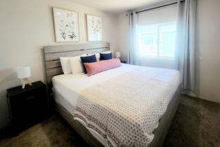The perfect get away home - Garden City - 8
