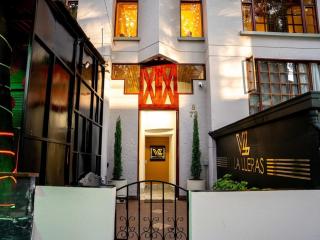 Luxury Living in Parque Lleras & Full House - 9