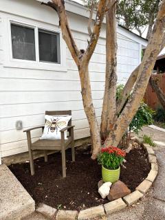 Private modern guesthouse, near La Cantera/Medical Center - 9