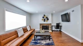 H&H Modern Lux 4BD 1 King Suite 3 Queen SoCal Disney - 7