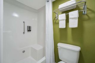 Sleep Inn - Madison - 3