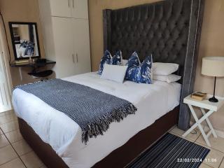 Onyx Luxury cottage - Randburg - 8