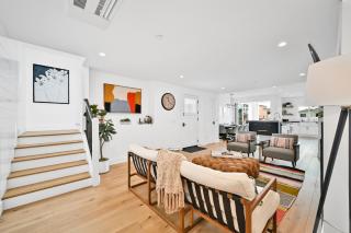 4 Bedrooms in BRAND NEW Luxury built Home walk to the beach - 9