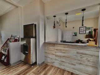Heber Inn - 5