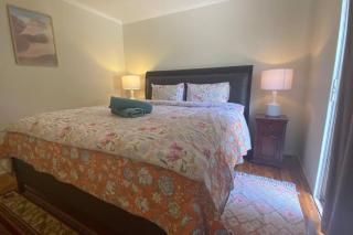 Spacious 4-Bedroom house in a shared property - Harristown - 2