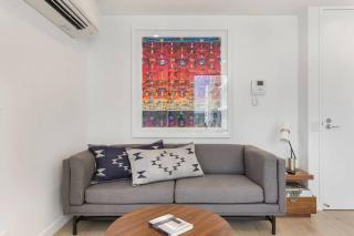 Cozy and Modern Apartment w 1b1b - 8