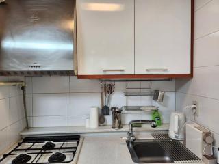 Cute and Cozy House - 5min to Sinsa Station, 1min to Garosugil - Seul - 1