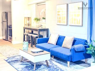 The Moose #12 - Brand New Modern Luxe Loft with Free Parking, King Bed & Fast WiFi - Memphis - 0