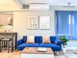 The Moose #12 - Brand New Modern Luxe Loft with Free Parking, King Bed & Fast WiFi - Memphis - 1