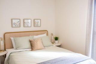 Modern 2-Bedroom Eucalyptus House - 2